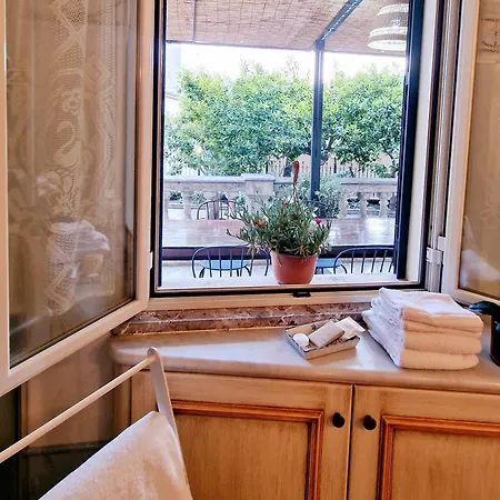 Donna Rosa - Your In *