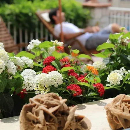 شقة Donna Rosa - Your In تاورمينا