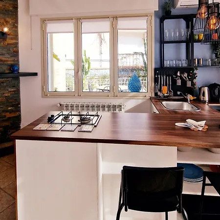 Donna Rosa - Your In