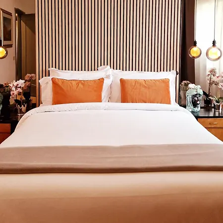 Donna Rosa - Your In شقة تاورمينا