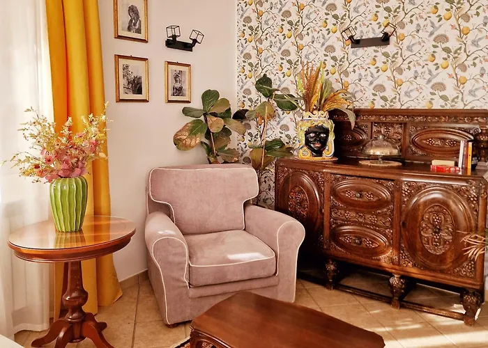 דירה Donna Rosa - Your In טאורמינה