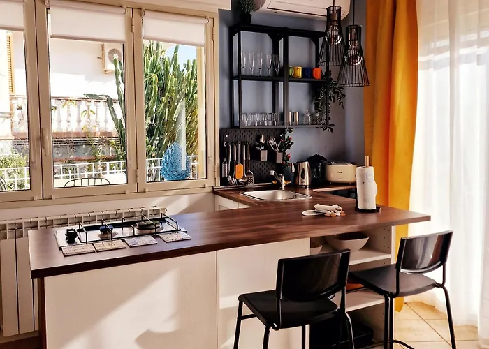 Donna Rosa - Your In * טאורמינה