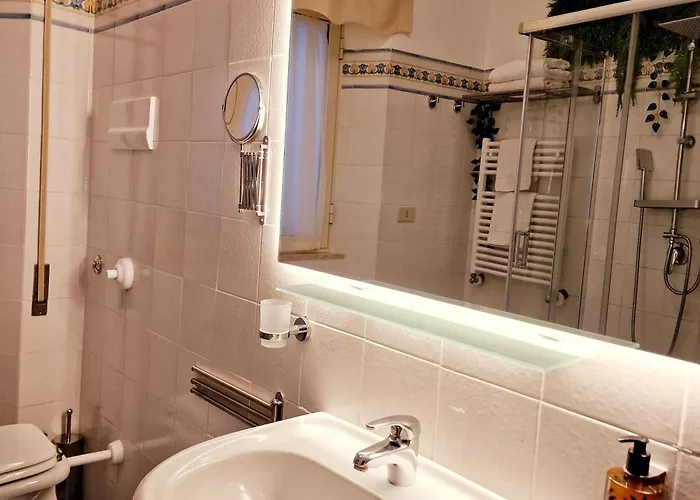 Donna Rosa - Your In טאורמינה