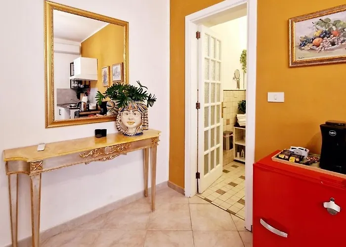 דירה Donna Rosa - Your In טאורמינה