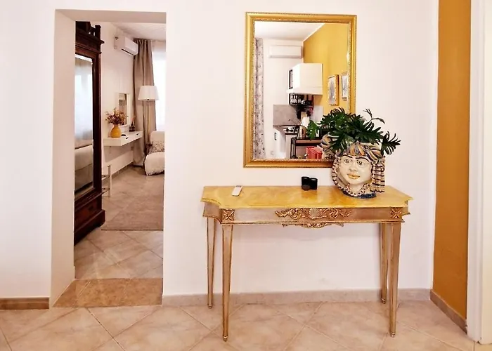 Donna Rosa - Your In * טאורמינה