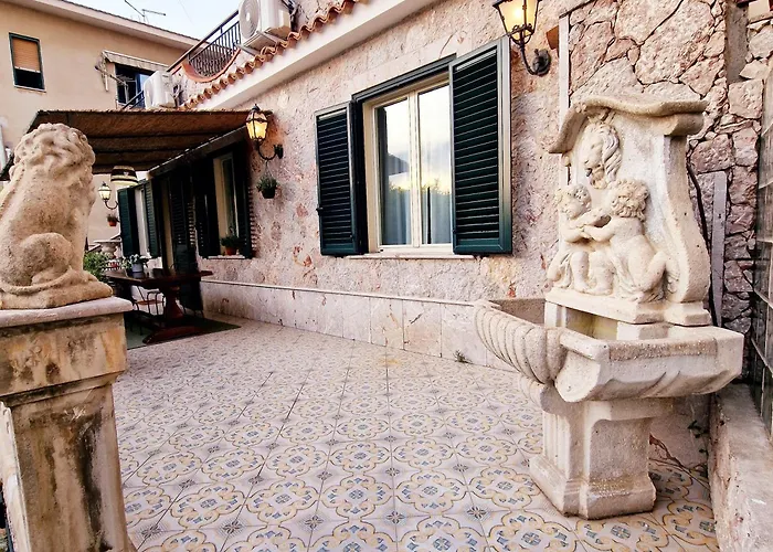 Donna Rosa - Your In דירה טאורמינה