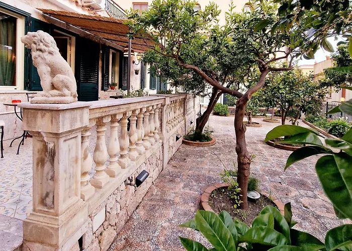 Donna Rosa - Your In דירה טאורמינה