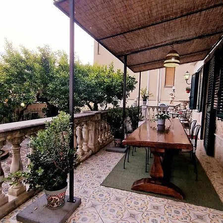Donna Rosa - Your In Apartmán Taormina