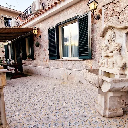 Donna Rosa - Your In Apartmán Taormina